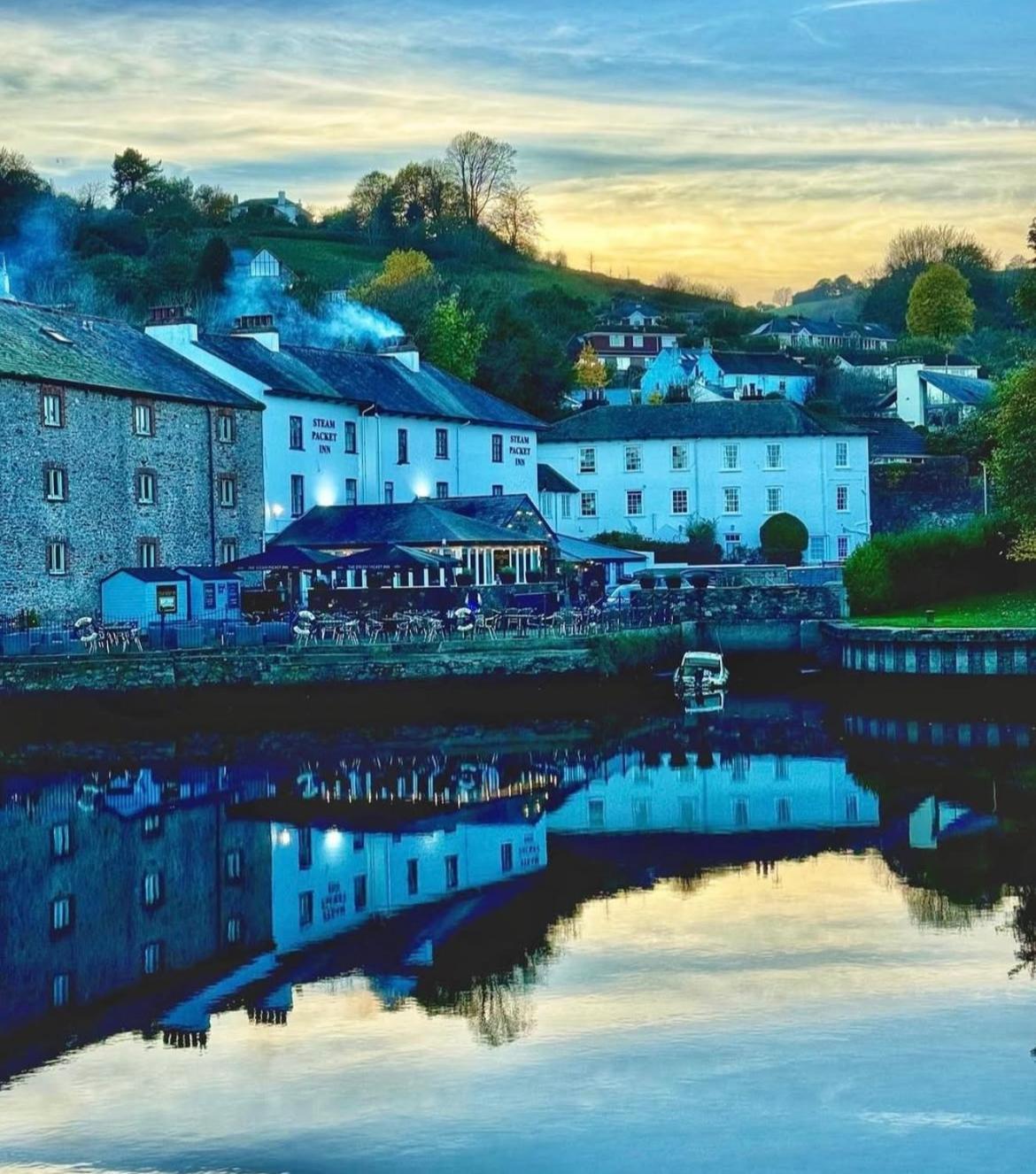 The Steam Packet Inn Totnes Buitenkant foto